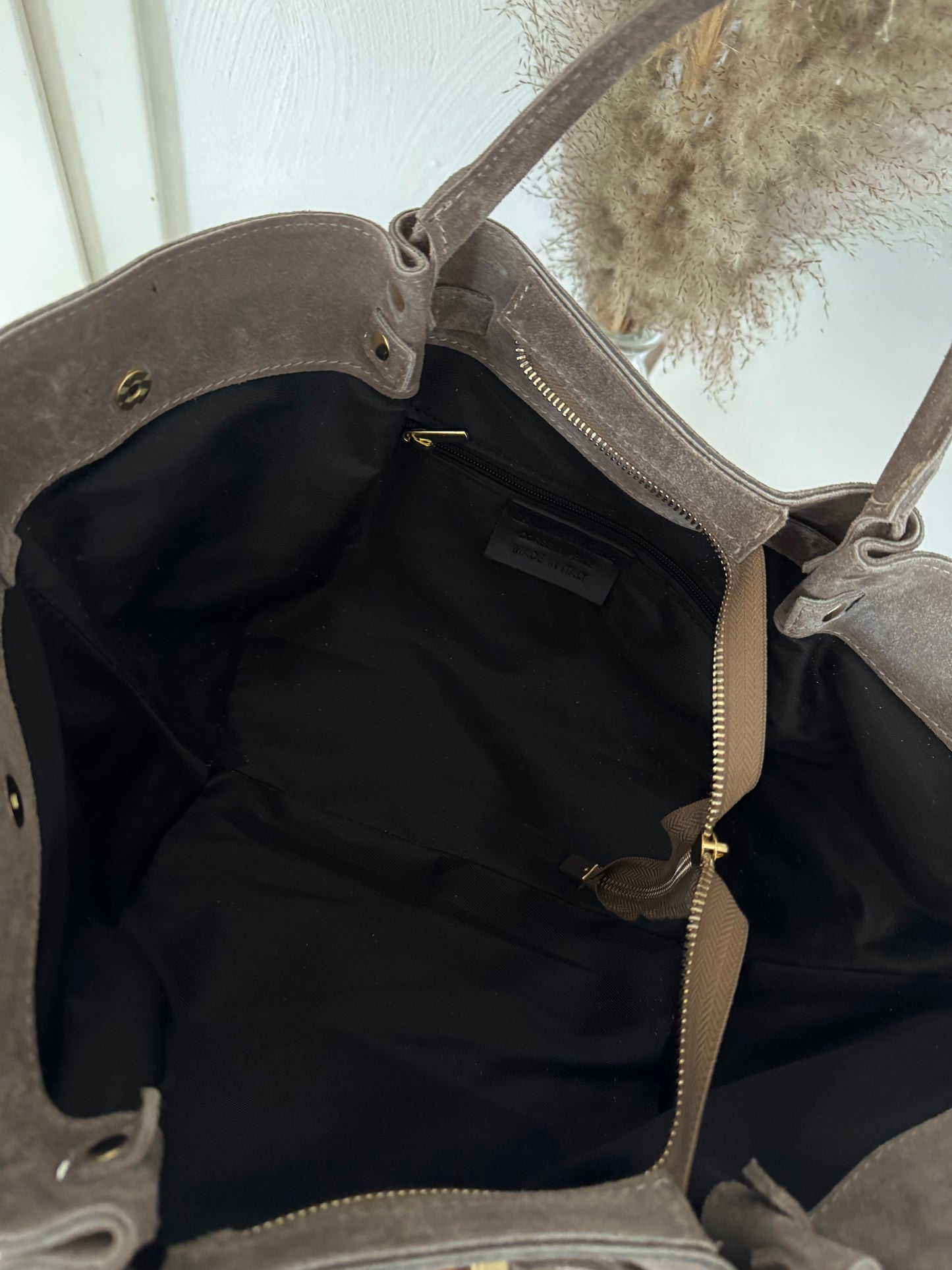 Wildleder Handtasche taupe