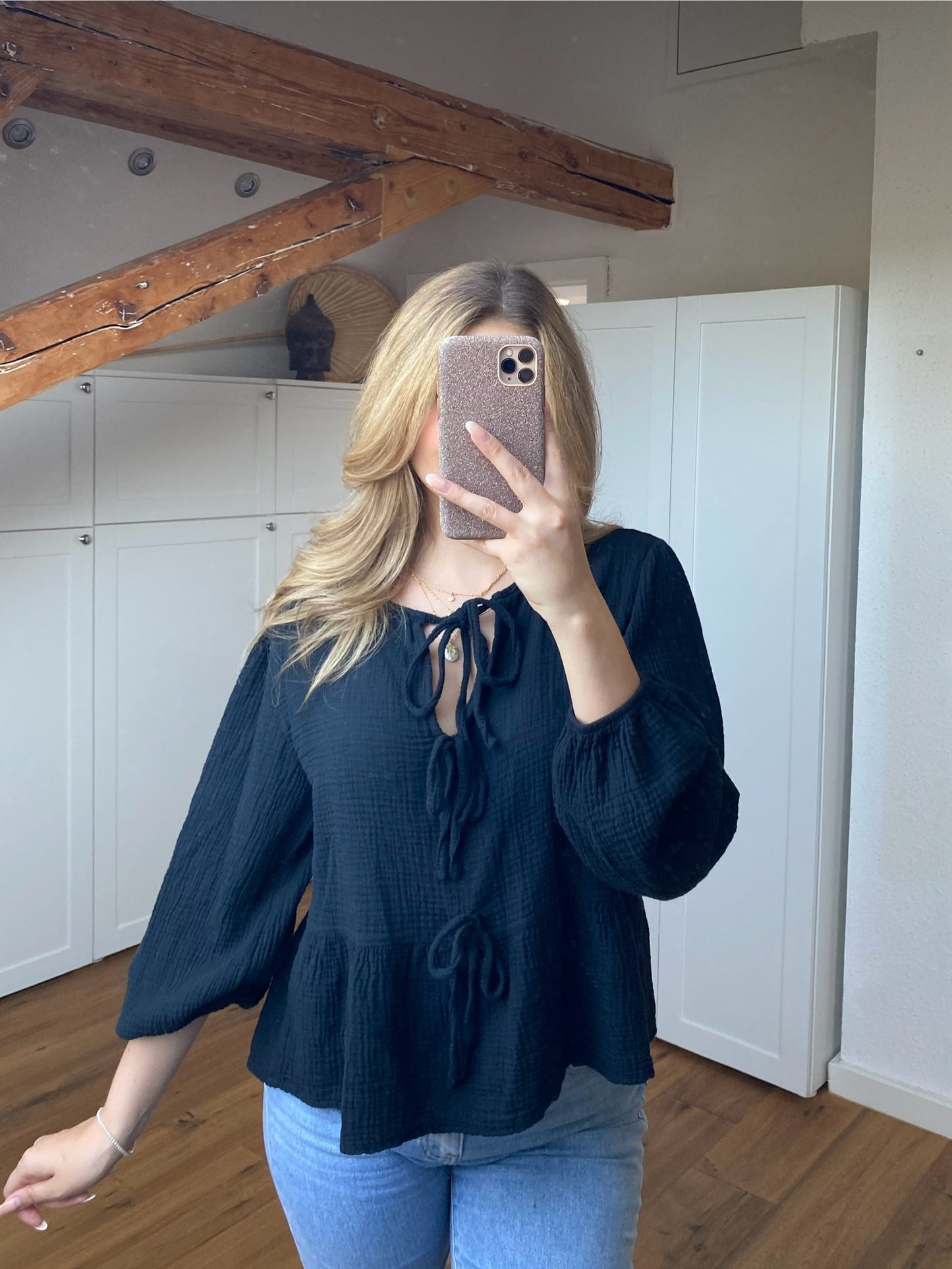 Ava Musselin Bluse - Schwarz