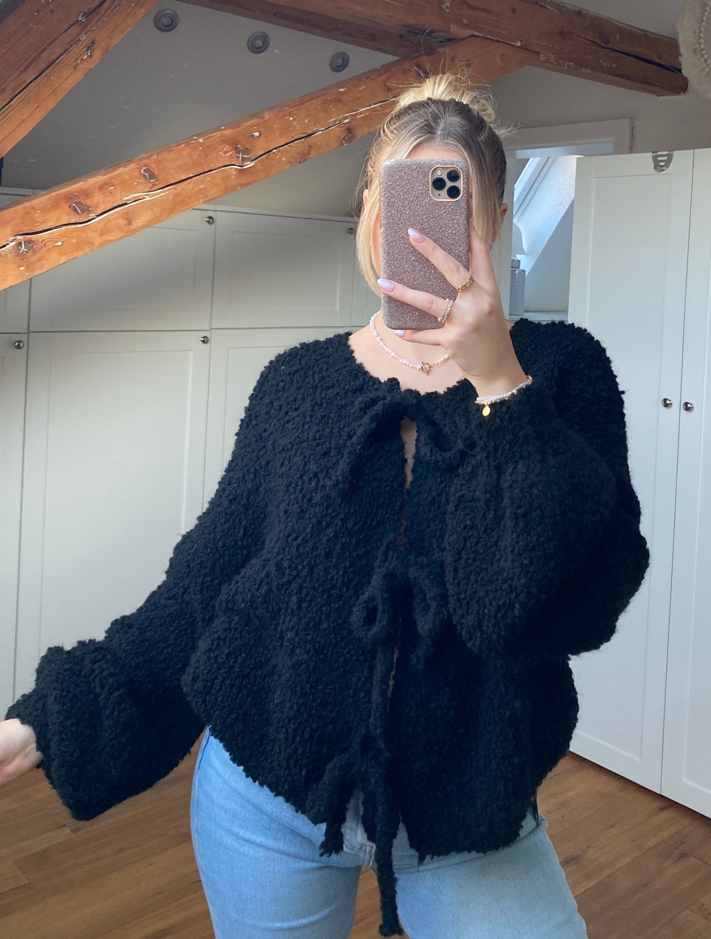 Bouclé Schleifchen Strickjacke - schwarz