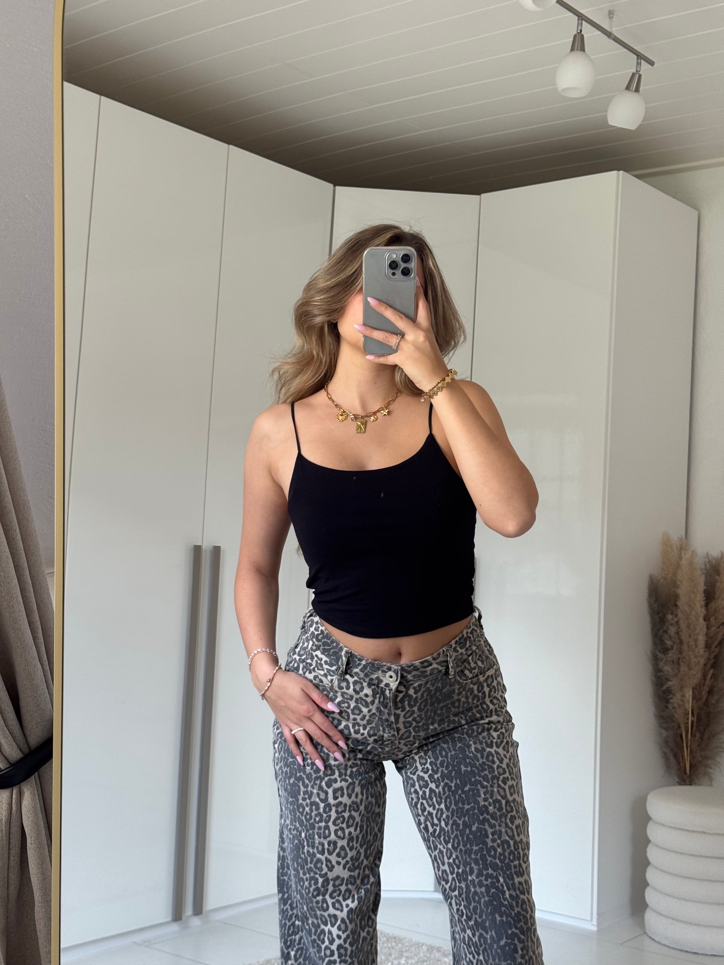 Basic Cropped Top schwarz