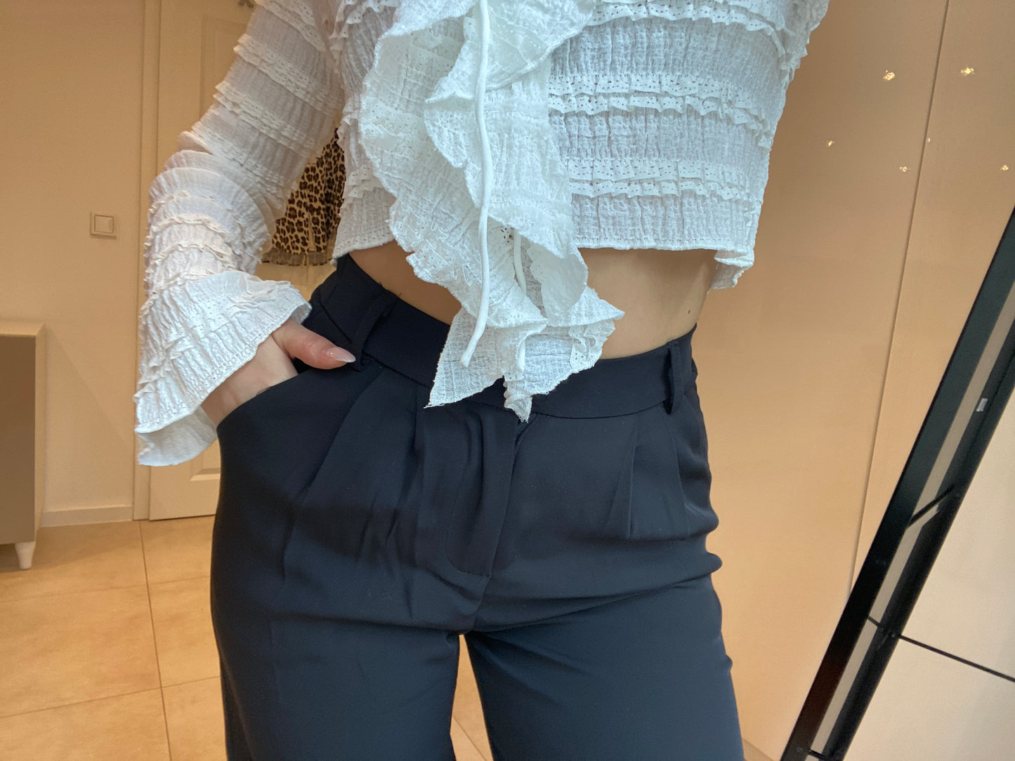 Schwarze Stoff Hose
