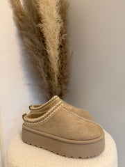 Plateau Slipper Boots