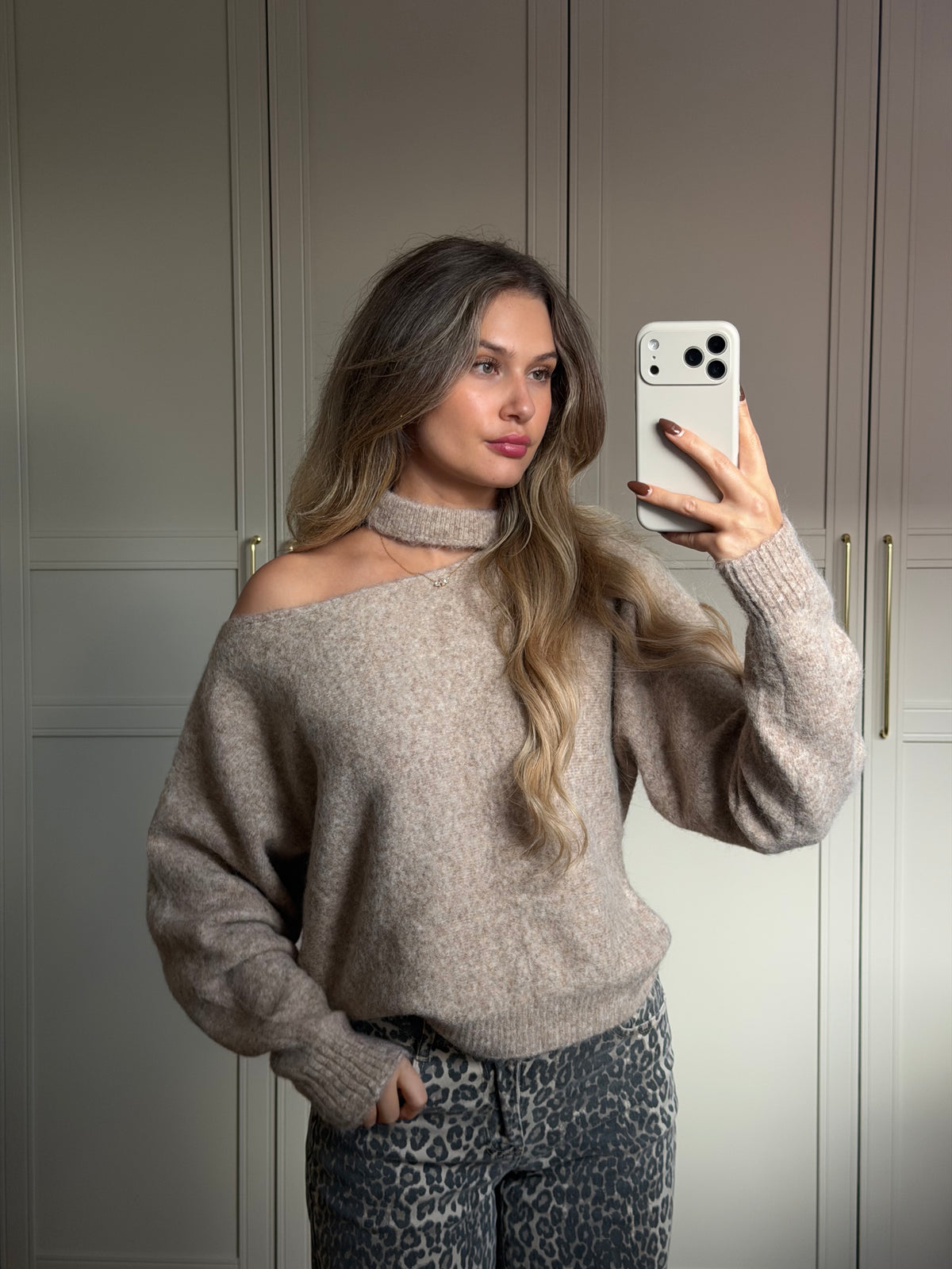 Cut out Pullover