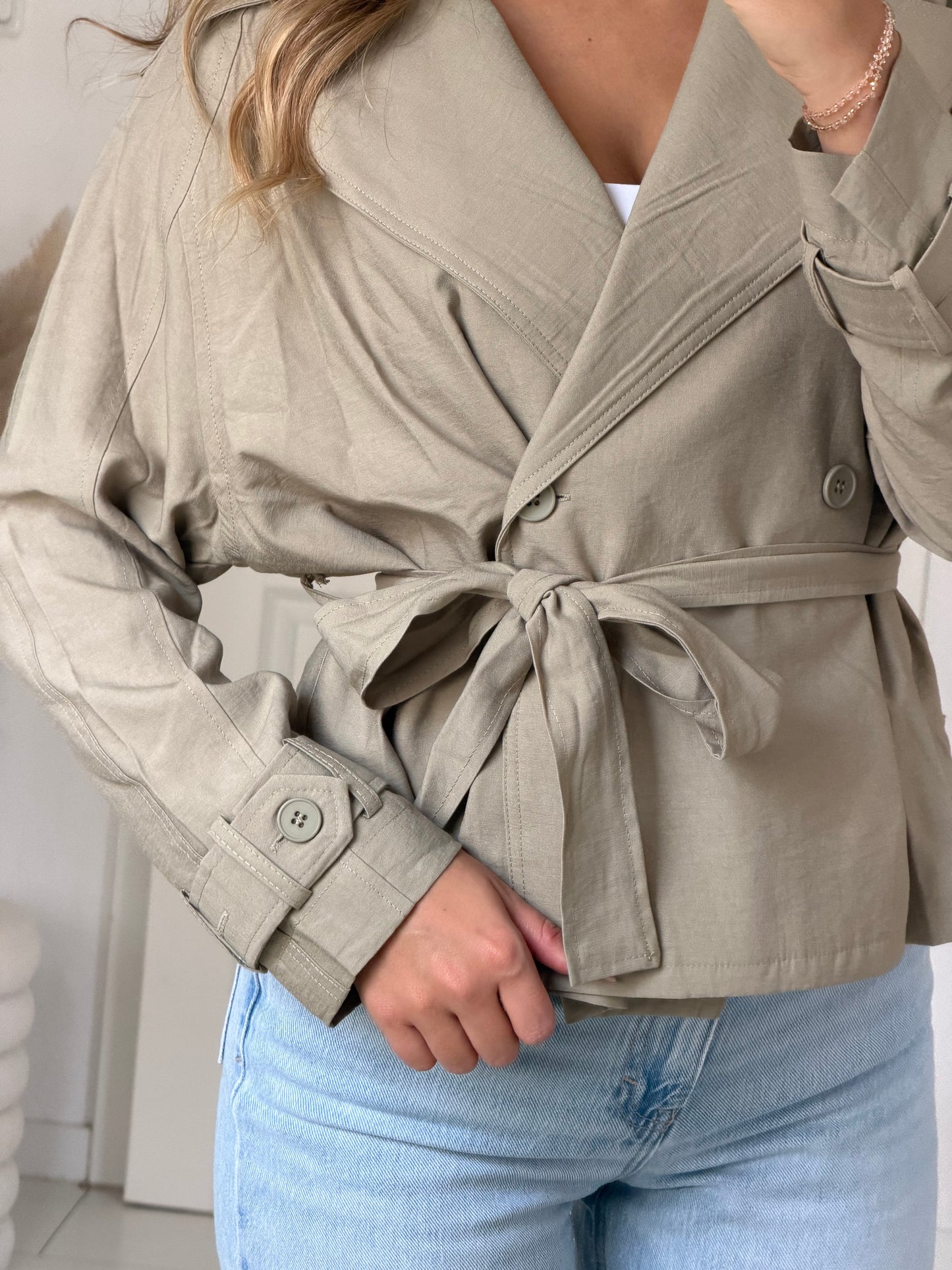 cropped Trenchcoat
