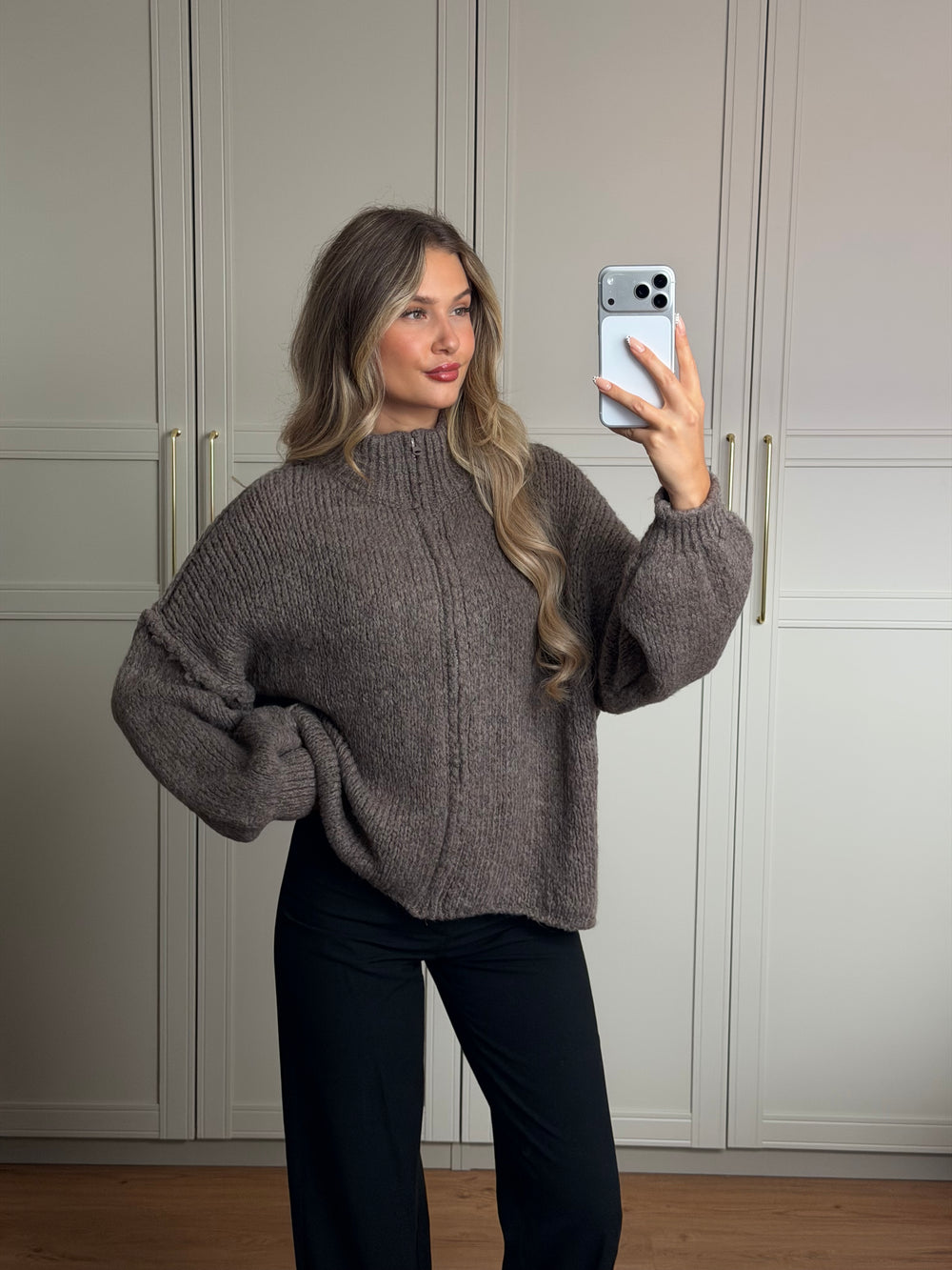 Cozy Zipper