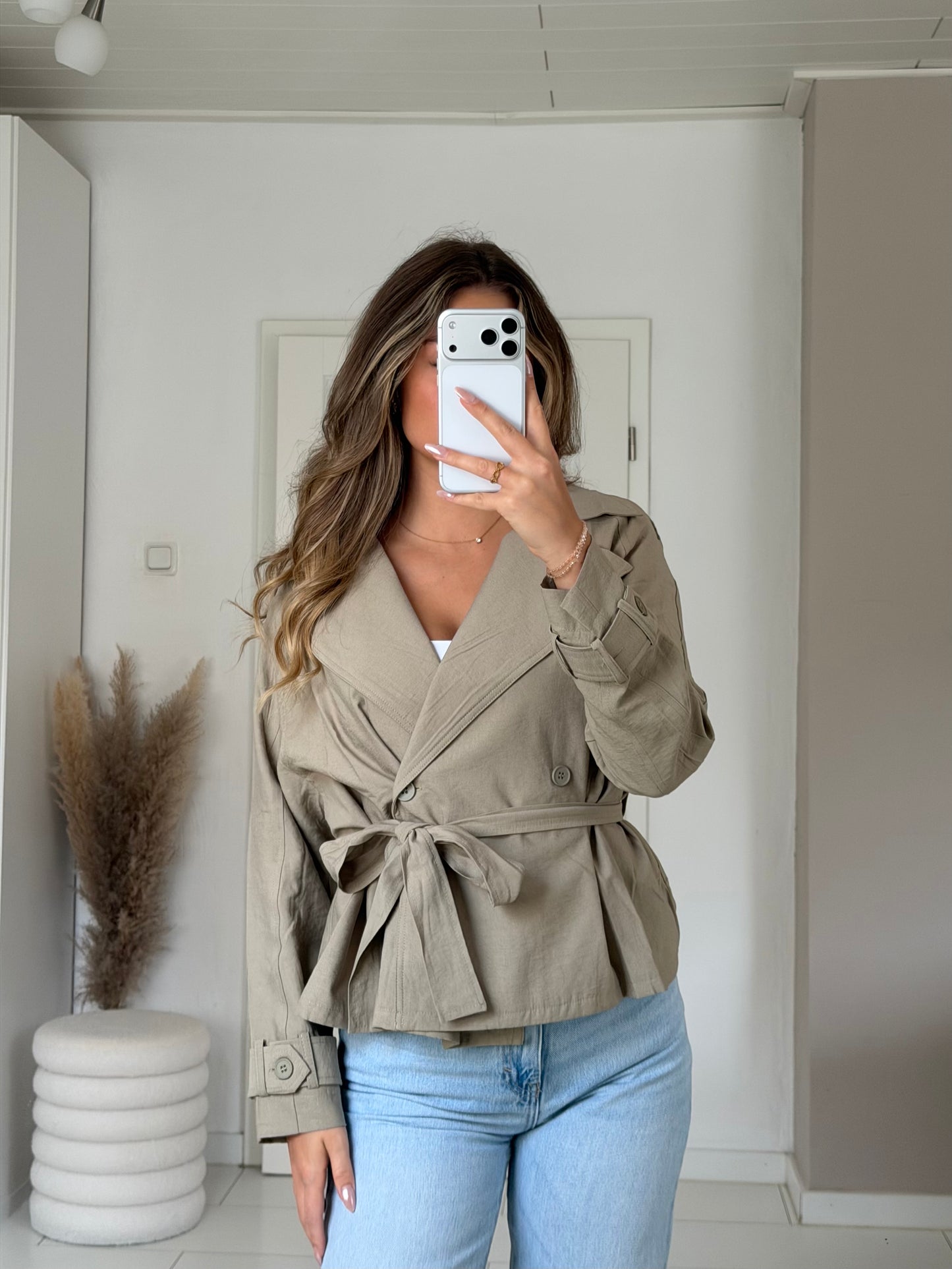 cropped Trenchcoat