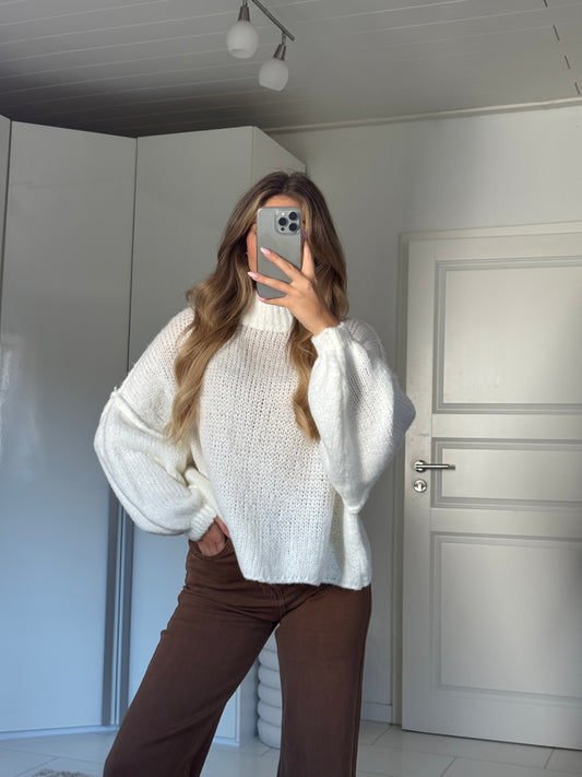 Cozy Strickpullover - Weiß