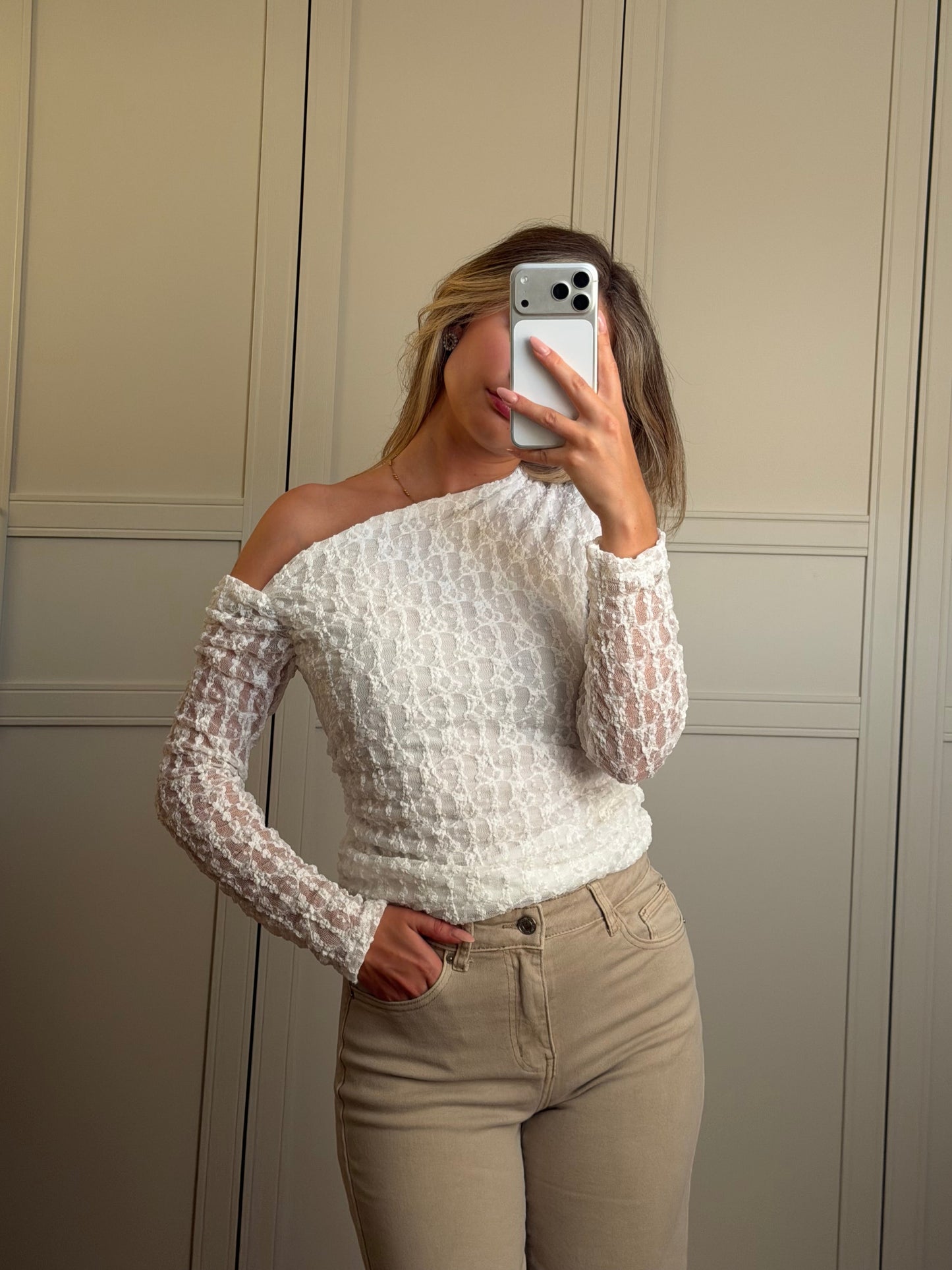 Lace Longsleeve weiß