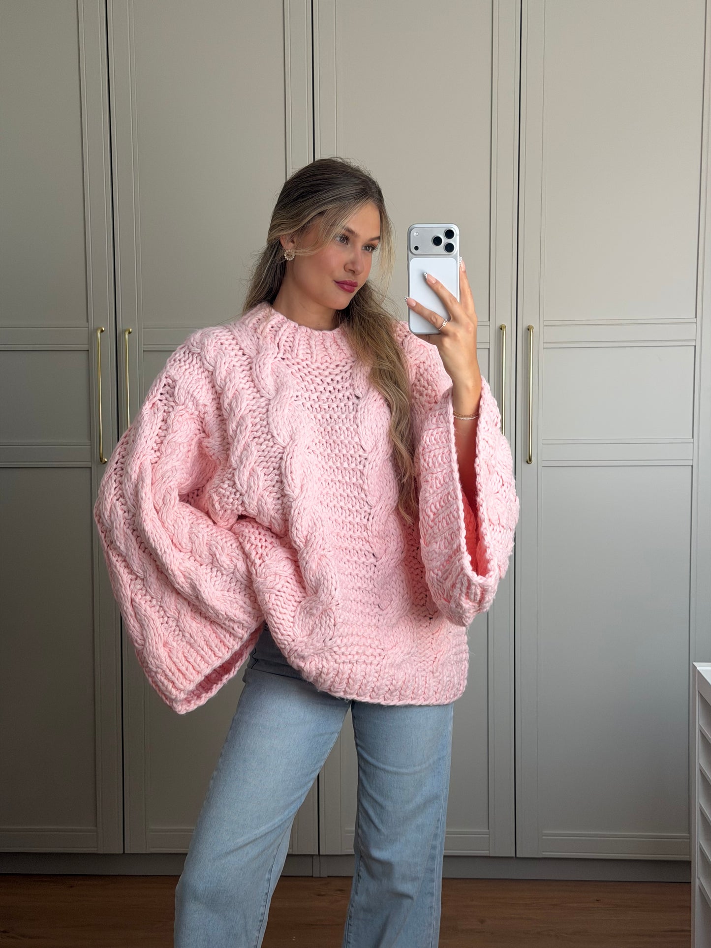 Hand made Pullover