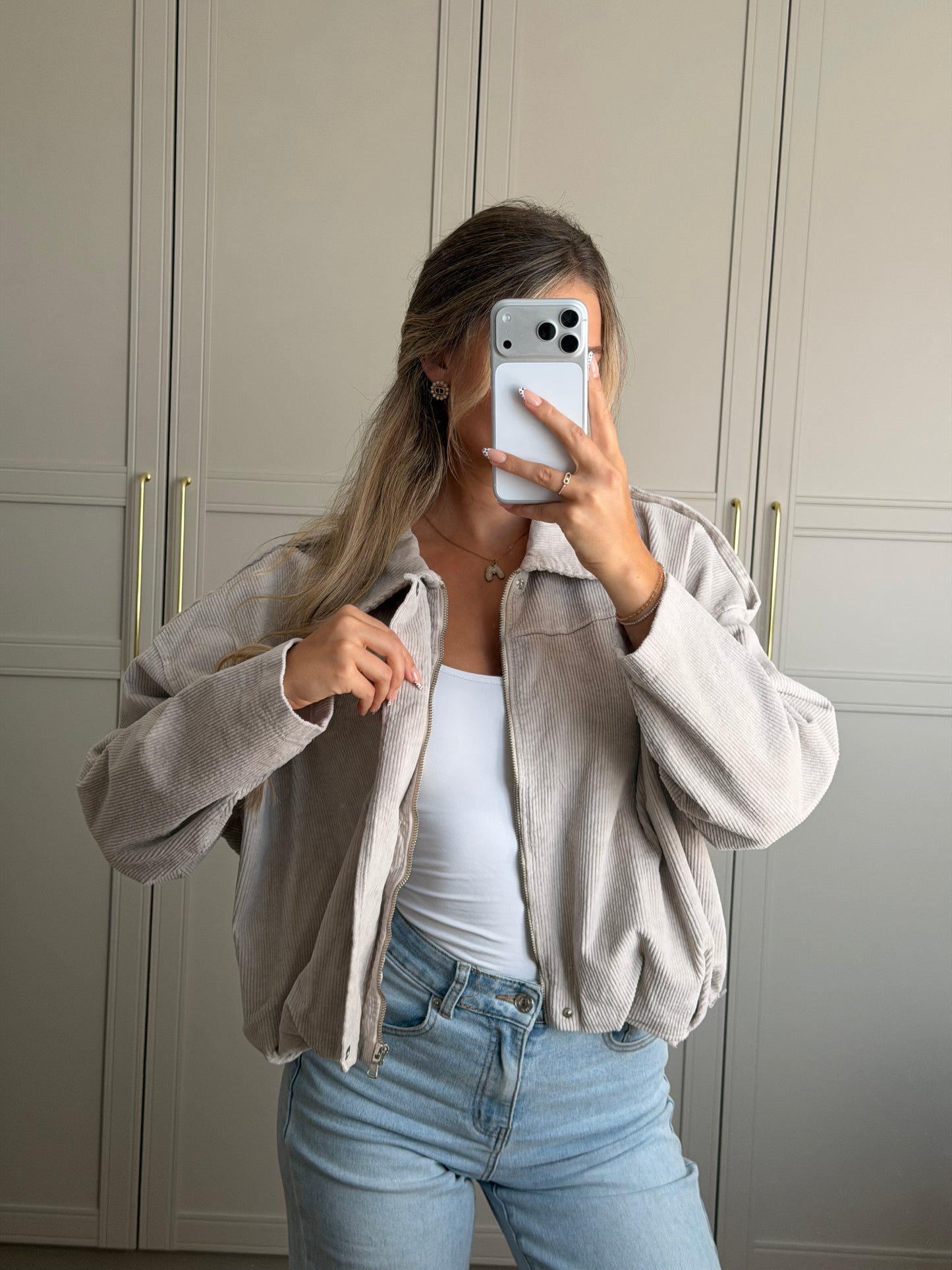 Cord Jacke