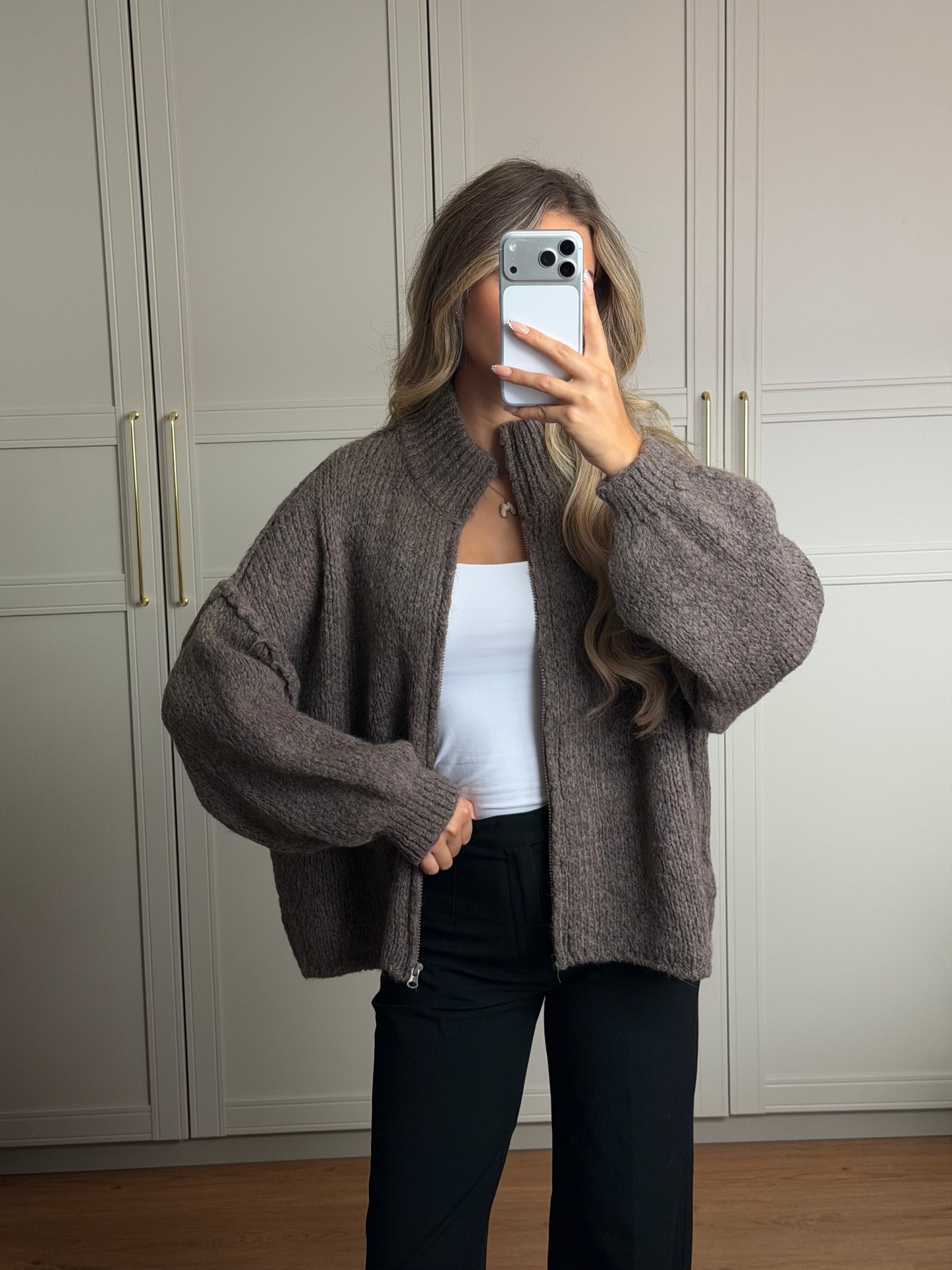 Cozy Zipper