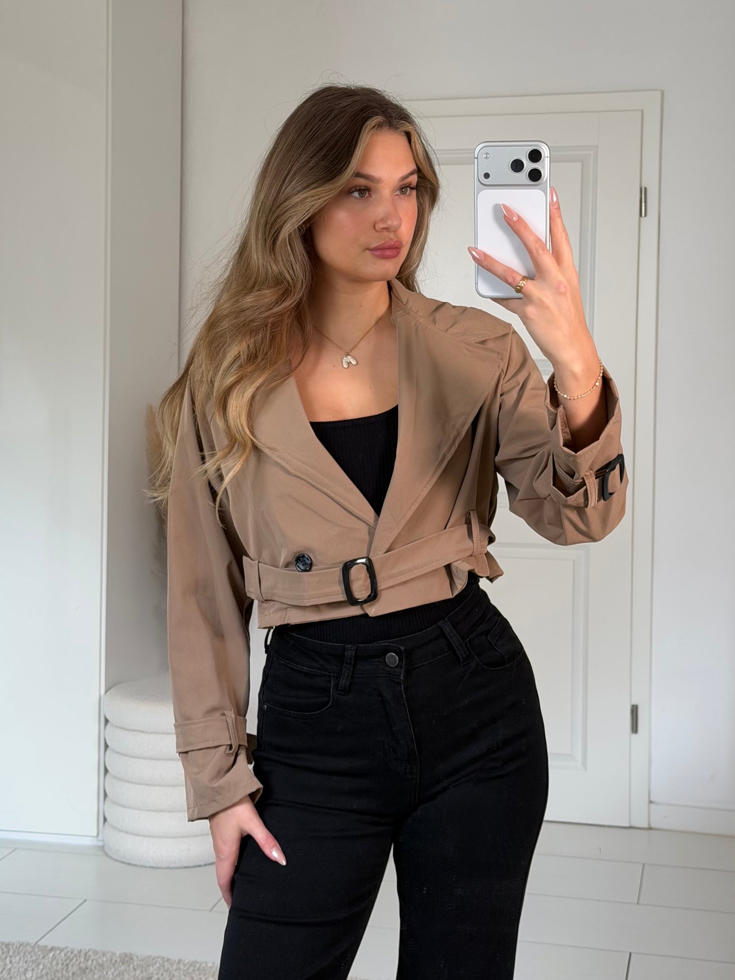 Cropped Trenchcoat
