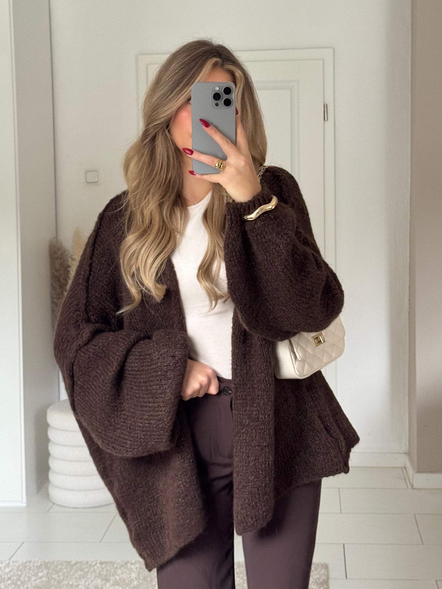 Cozy Simple Strickjacke